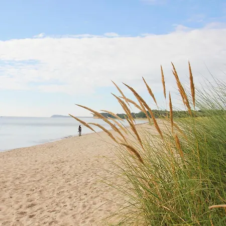 Karola 15 Mit Gratis Nutzung Vom Ahoi Erlebnisbad Und Sauna In Sellin