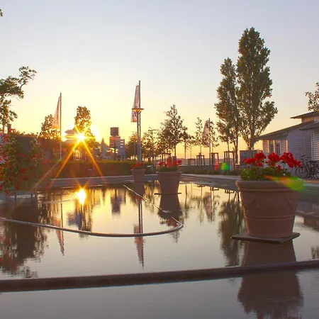 Karola 15 Mit Gratis Nutzung Vom Ahoi Erlebnisbad Und Sauna In Sellin Appartement Goehren (Ruegen)