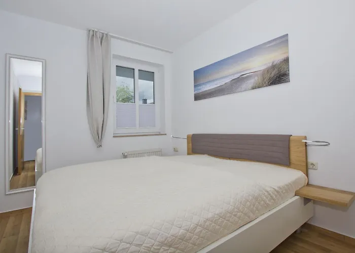 Karola 15 Mit Gratis Nutzung Vom Ahoi Erlebnisbad Und Sauna In Sellin Apartment Goehren (Ruegen)